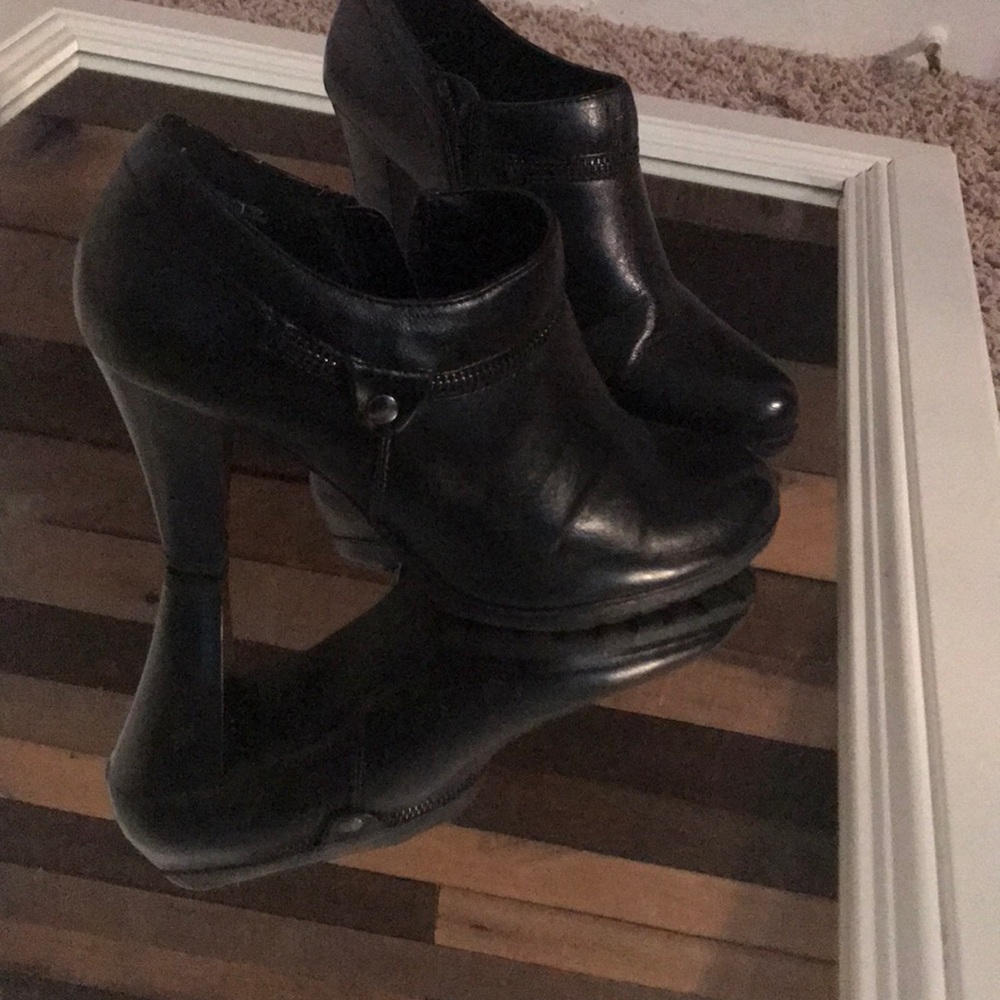 Black leather heels